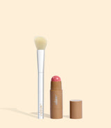Stick de blush crème teint frais, format stick, et pinceau blush Aime