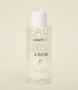 eau dissolvante hydratante à la rose par Kure Bazaar