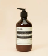 Baume Résurrection Aromatique pour les Mains Aesop, en flacon pompe.