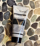Gommage Rédemption pour le Corps Aesop