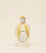 Eau de Parfum Tison par Antoinette Poisson.