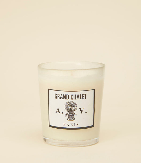 Bougie Parfumée Grand Chalet par Astier de villatte. 