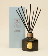 Diffuseur Gabriel par Trudon. Verre cannelé fumé avec 8 bâtonnets en rotin naturel.  Boîte bleu pale.
