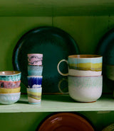 Tasse à thé en céramique émaillée texturée, collection 70s ceramics Neo, HK Living